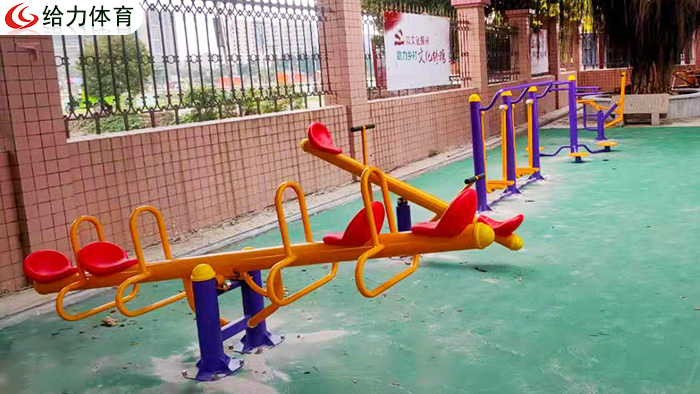 小區(qū)健身器材廠家