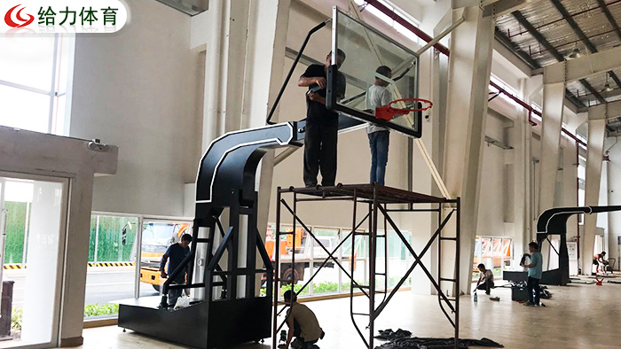 廣州移動籃球架價錢
