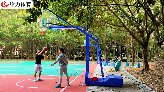 廣州籃球架廠家