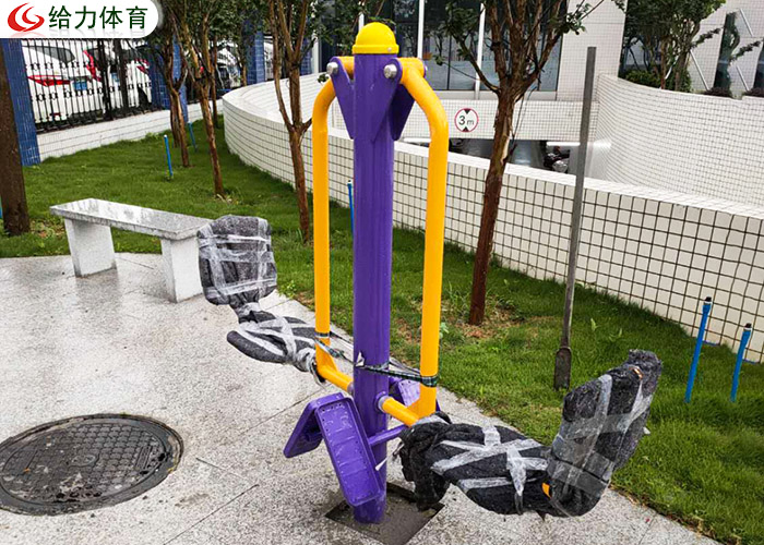 小區(qū)健身器材