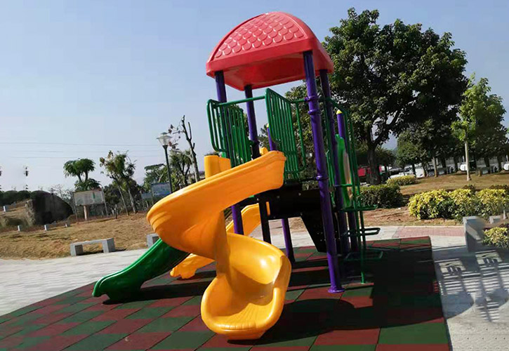 小區(qū)兒童滑梯廠家