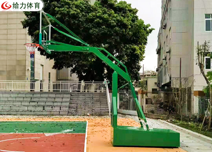 移動(dòng)籃球架