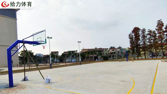 長沙籃球架價錢