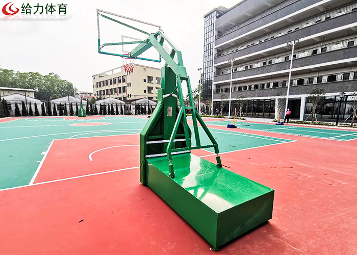 移動籃球架