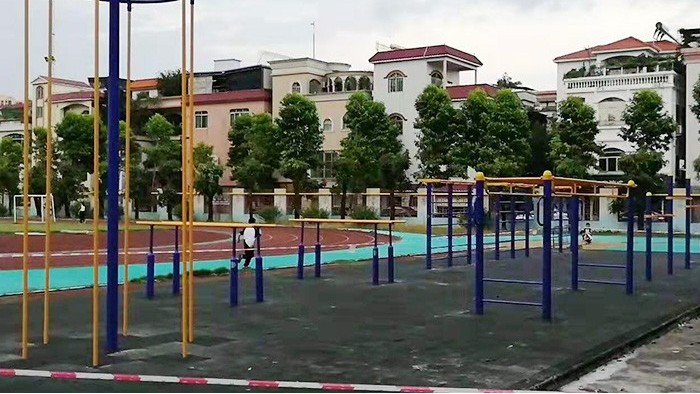 戶外健身器材  健身路徑