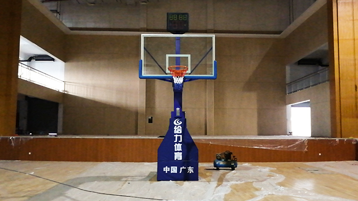 移動(dòng)籃球架價(jià)格